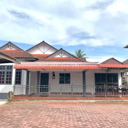D'Bali Homestay - Private Swimming Pool, Netflix, Internet Wifi ,Cuckoo, Internet Wifi , Dryer, Washing Machine, Aircond Setiap Bilik & Ruang Tamu Pasir Puteh Exterior photo
