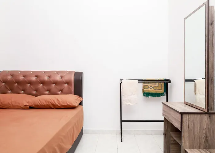 D\'Bali Homestay - Private Swimming Pool, Netflix, Internet Wifi ,Cuckoo, Internet Wifi , Dryer, Washing Machine, Aircond Setiap Bilik & Ruang Tamu